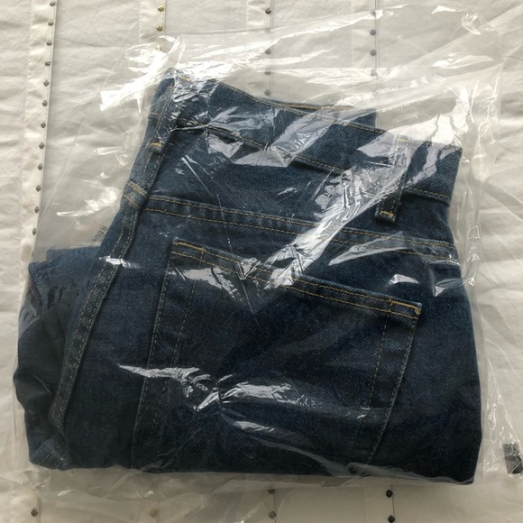 High waisted medium wash skinny jeans. - Picture 2 of 2